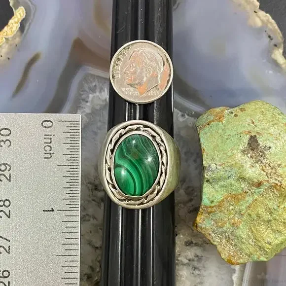 Vintage Native American Silver Oval Malachite Shield Ring Size 11 For Men - Picture 8 of 9